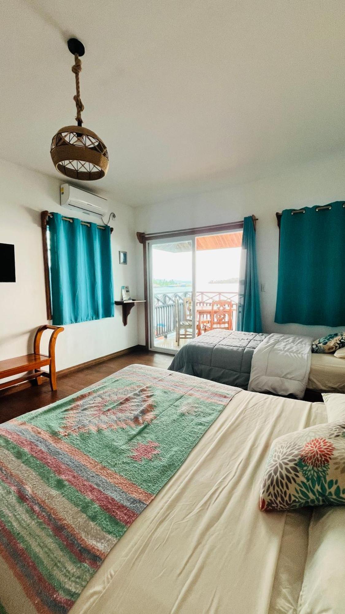 La Casa Corazon Hotell Bocas del Toro Exteriör bild
